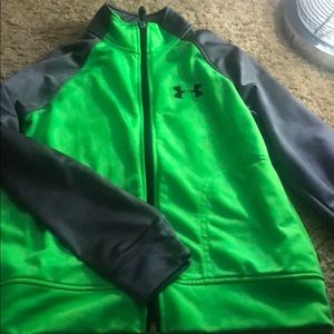Boys Medium UA zip up